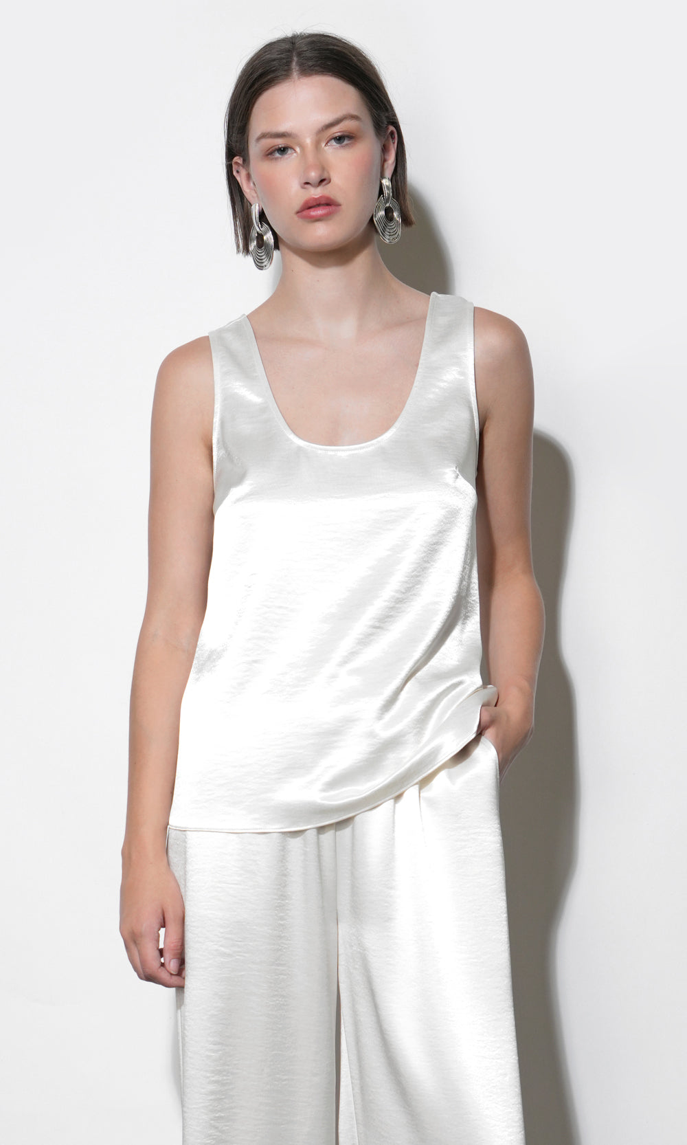 Ariana Easy Satin Sleeveless Top