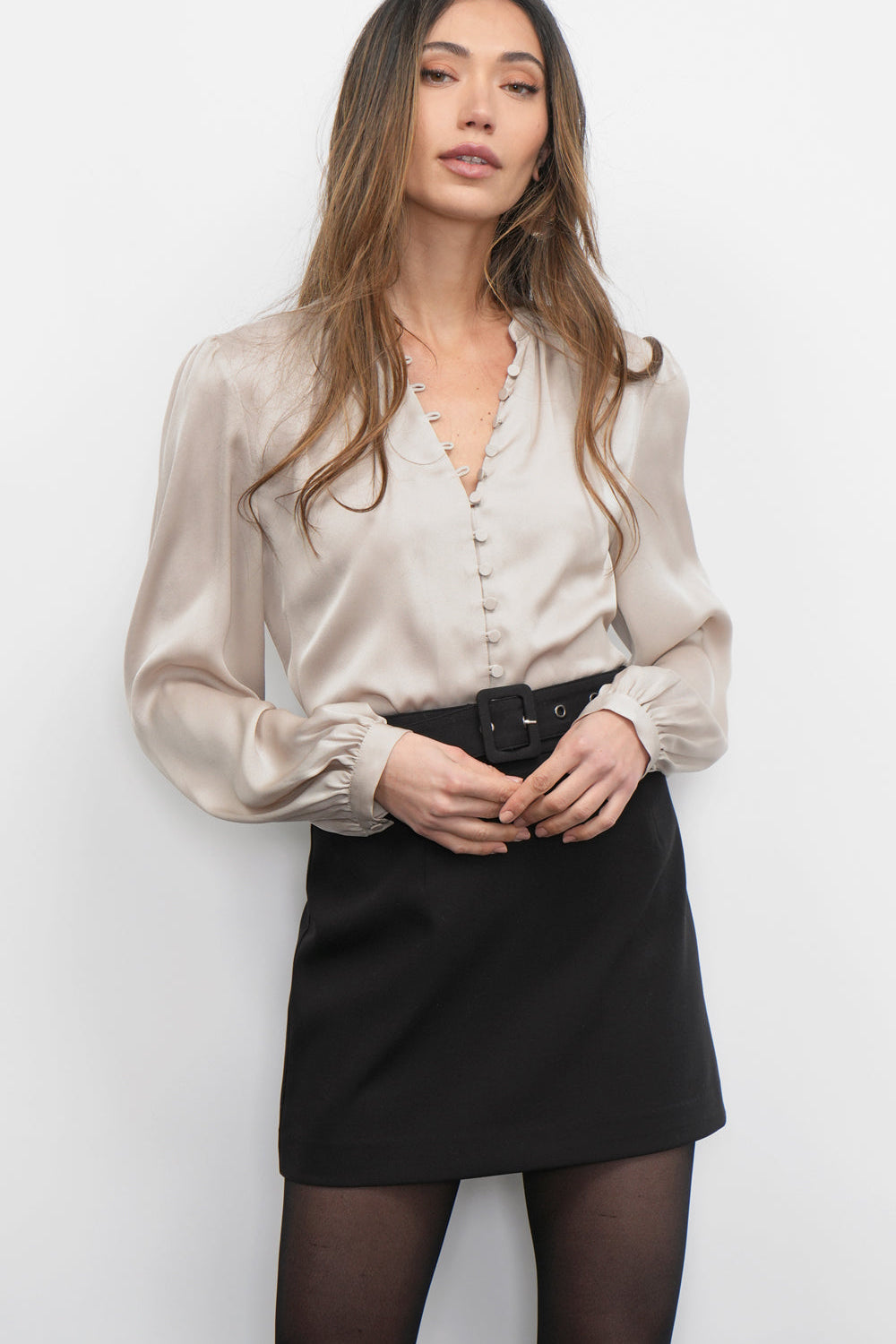 Aryanna_Button_Front_Chalk_Blouse_G257T7252.jpg