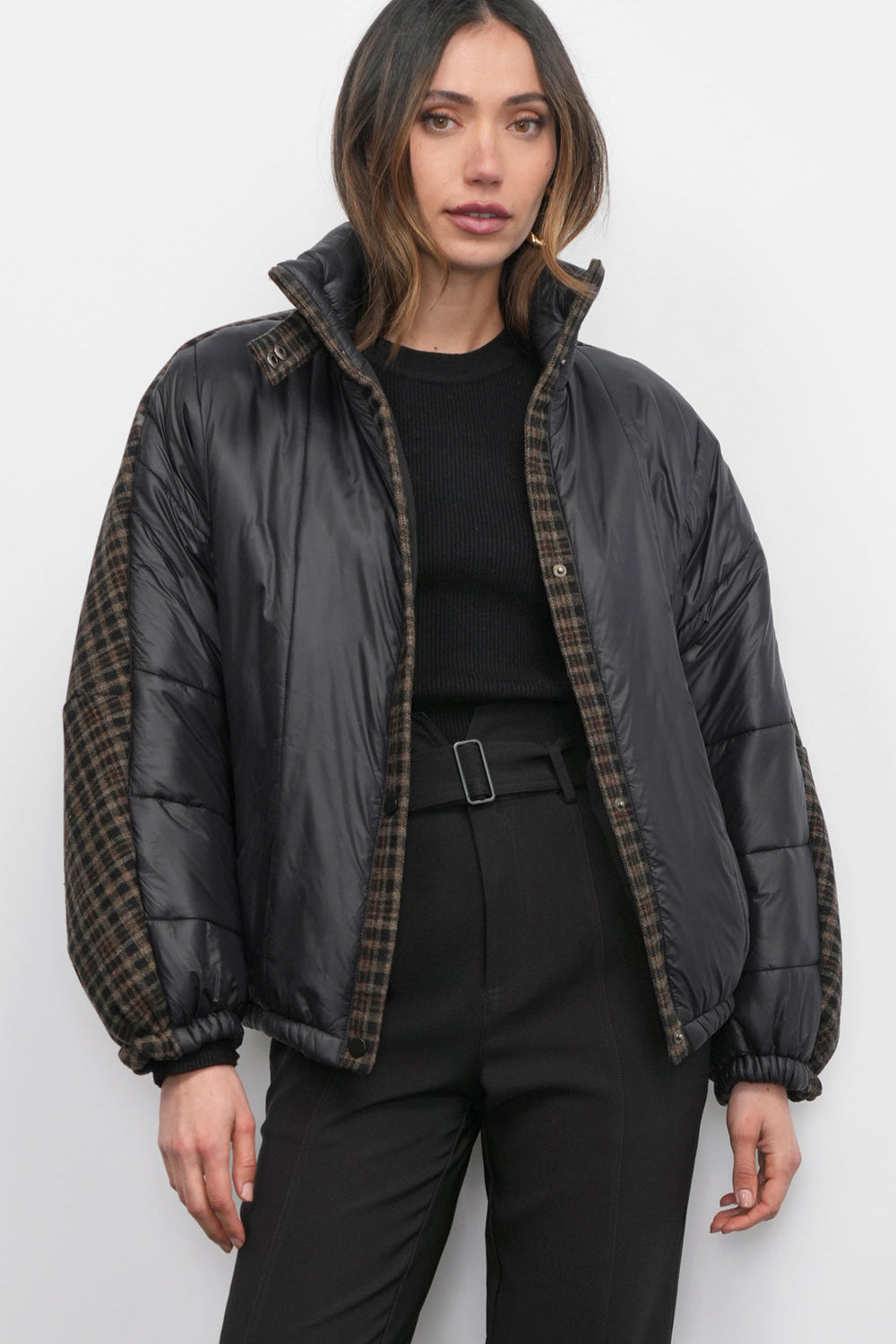 Beryl_Mixed_Media_Quilted_Puffer_G259J1830.jpg