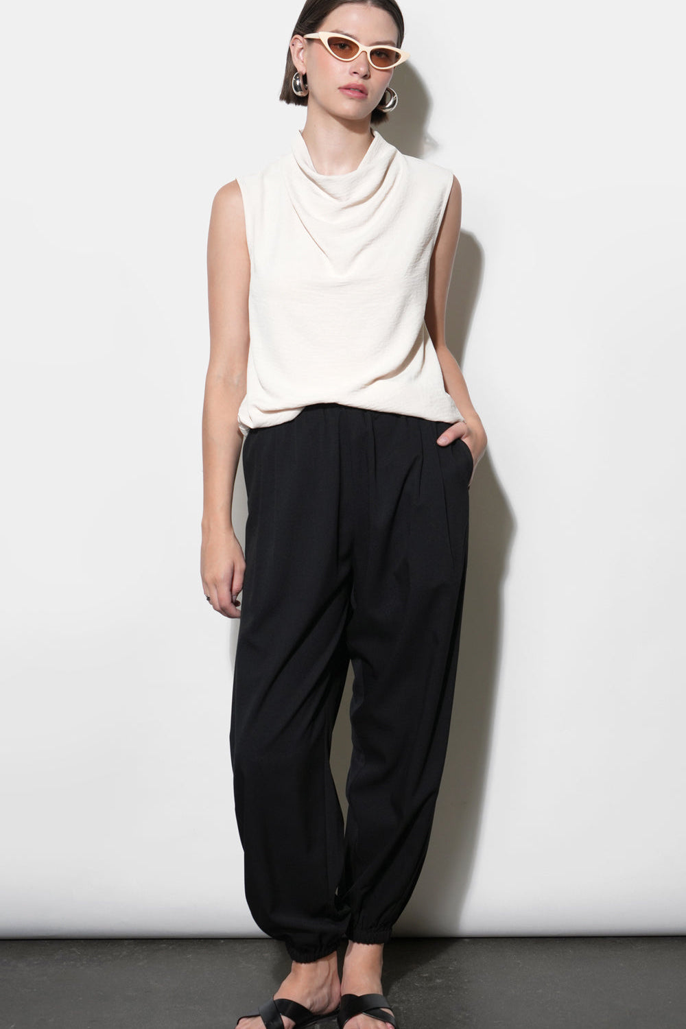 Blair_Drawstring_Jogger_Pants_G261T7443.jpg