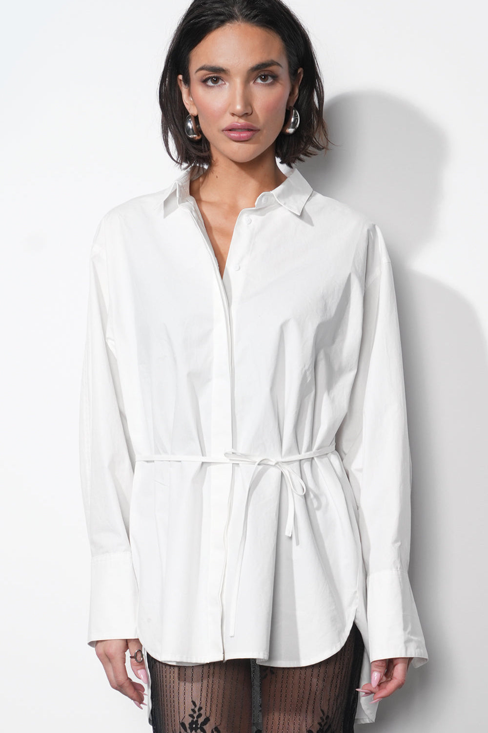 Charlotte_Longline_Oversized_Button_Up_Shirt_G2510T7373.jpg