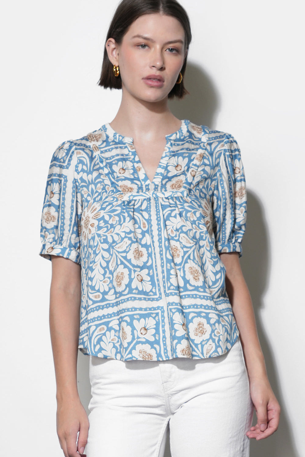 Charlotte_Split_Neck_Elbow_Sleeve_Top_G261T7413.jpg