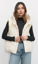 Douglas Ribbed Puffer Hooded Vest