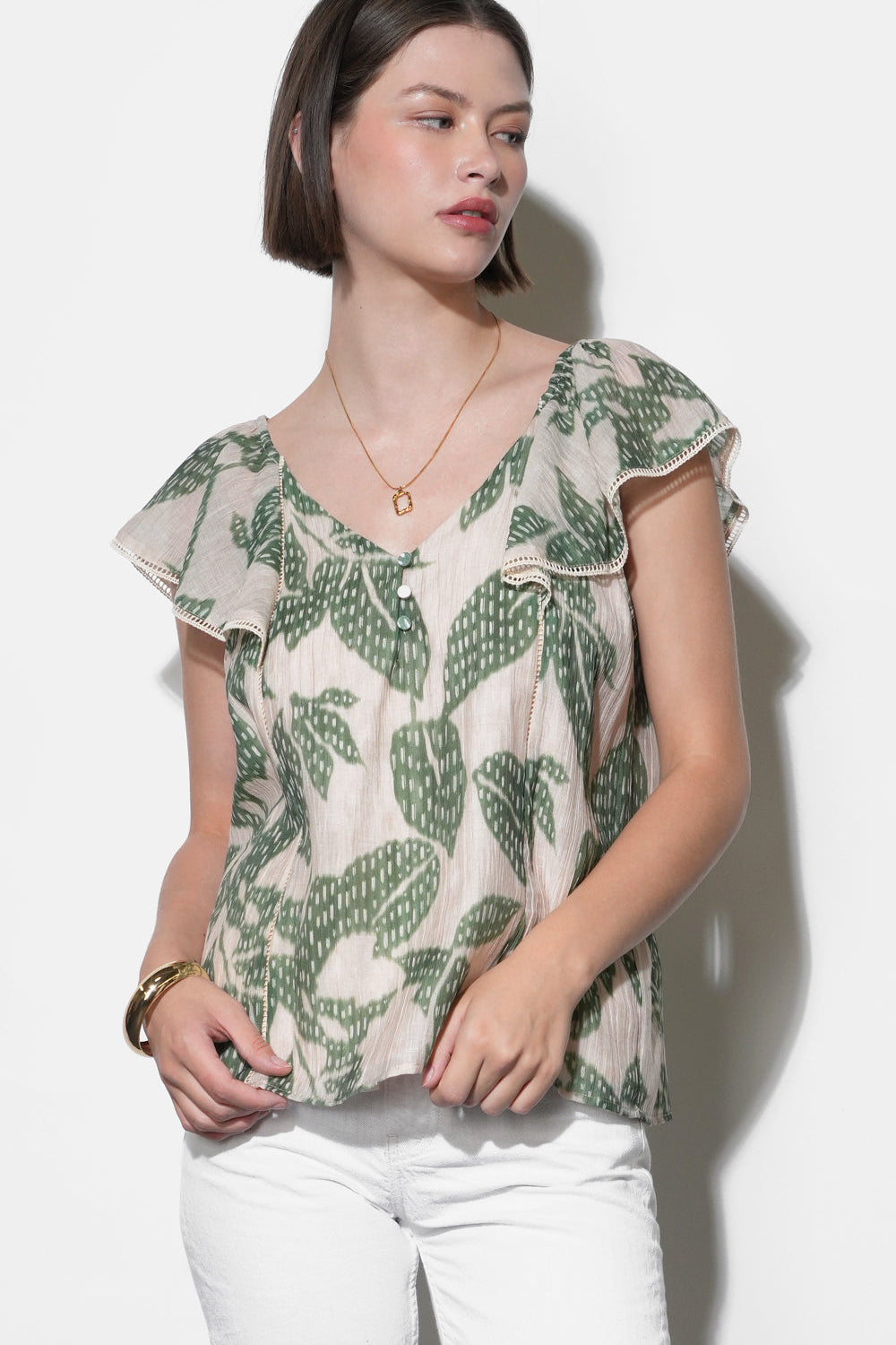 Emma_Flutter_Sleeve_Top_G261T7418.jpg