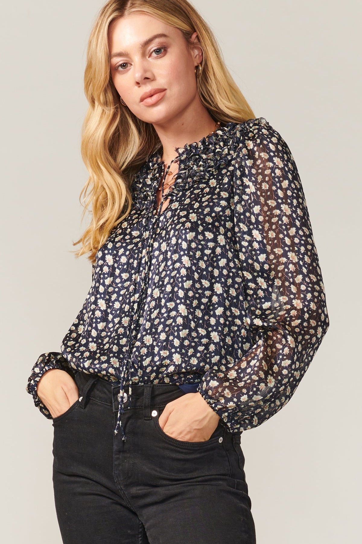 G110T6444MaggieFloralFrontTieBlousecrop.jpg