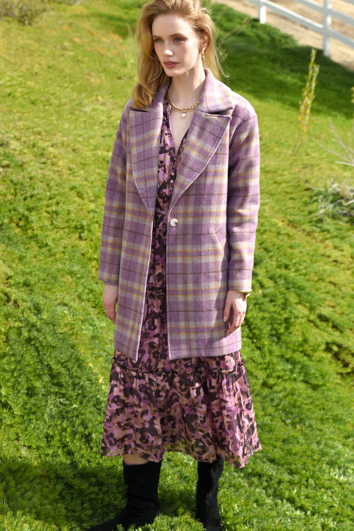 G229J1563TanyaWideLapelCheckCoat1.jpg
