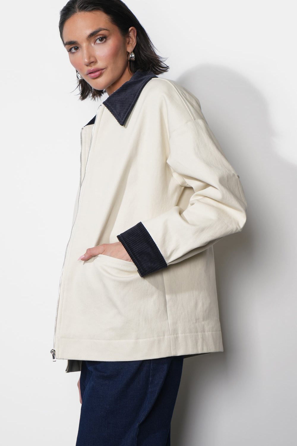 G2511J1841SamiraOversizedBarnJacket3.jpg