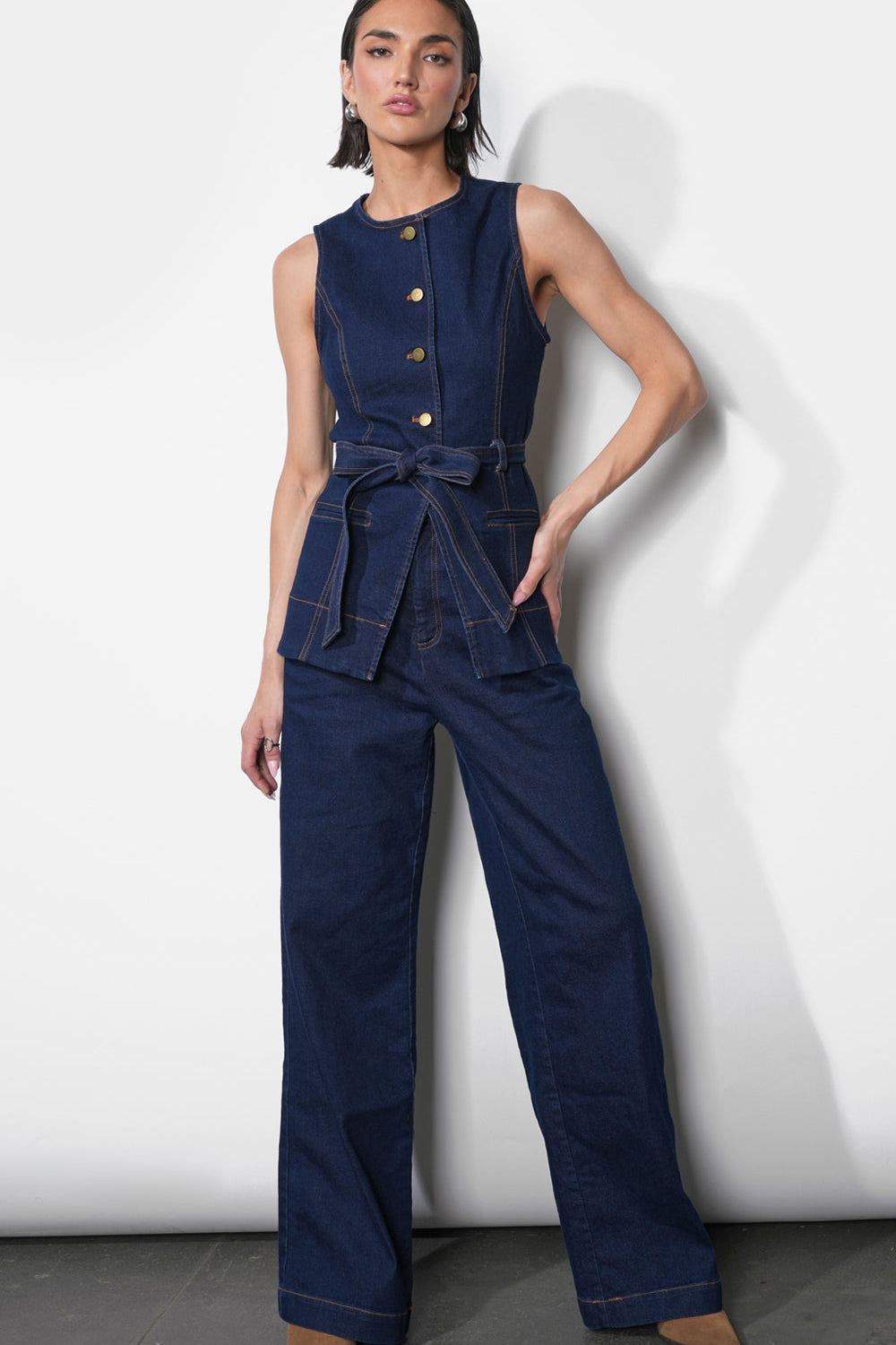 G2511T7364ClarenceDenimVestG2511P6513LunaDenimTrousers3_53673592-c3a4-419c-bc8a-8f40b984b7f1.jpg