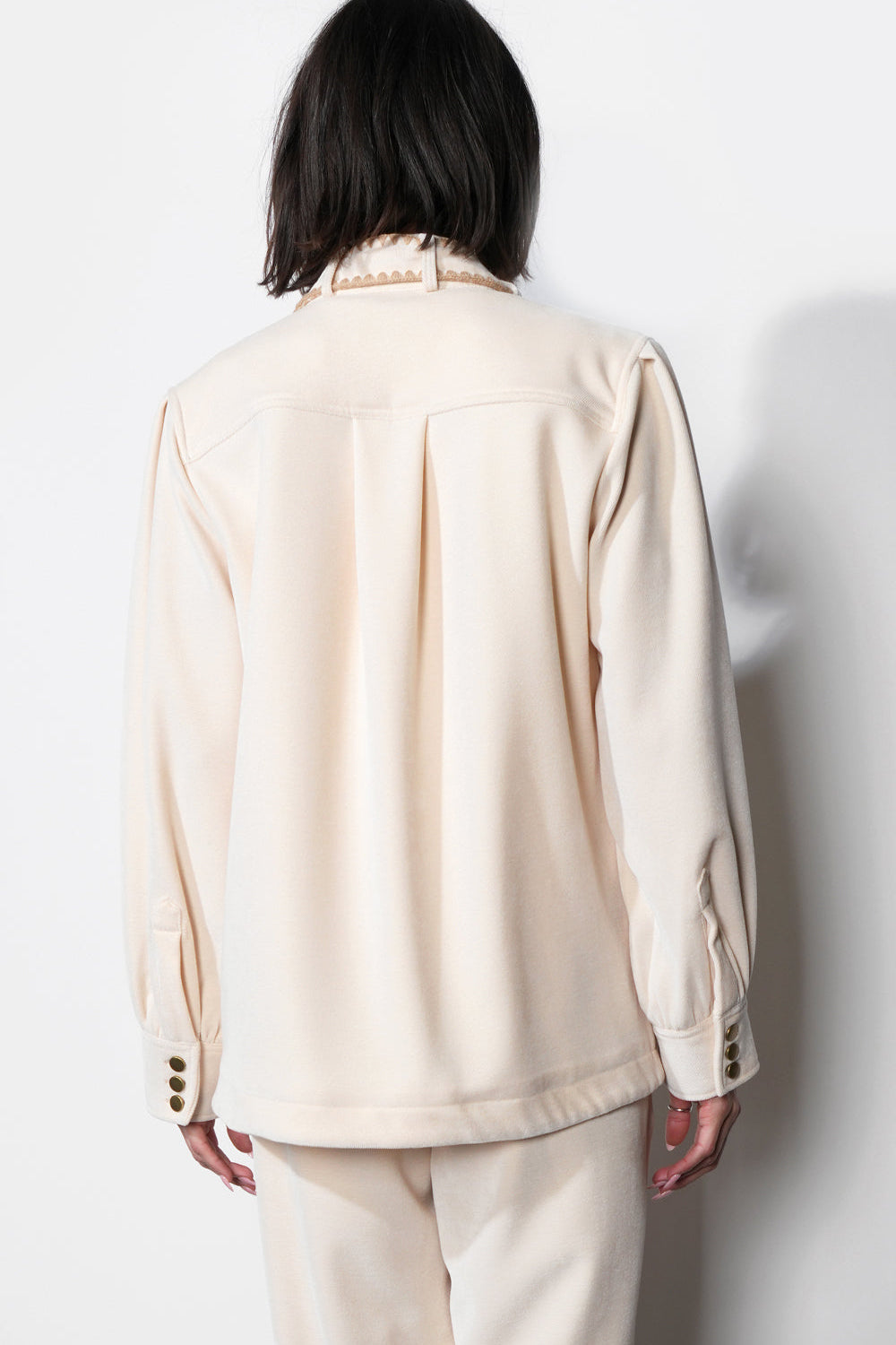 G2512J1836MarliOversizedEmbroideredShacket5.jpg