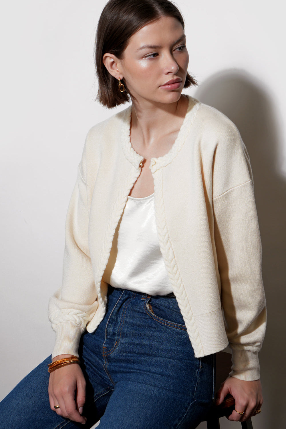 G2512WJ6137TeaganBraidDetailCardigan5.jpg