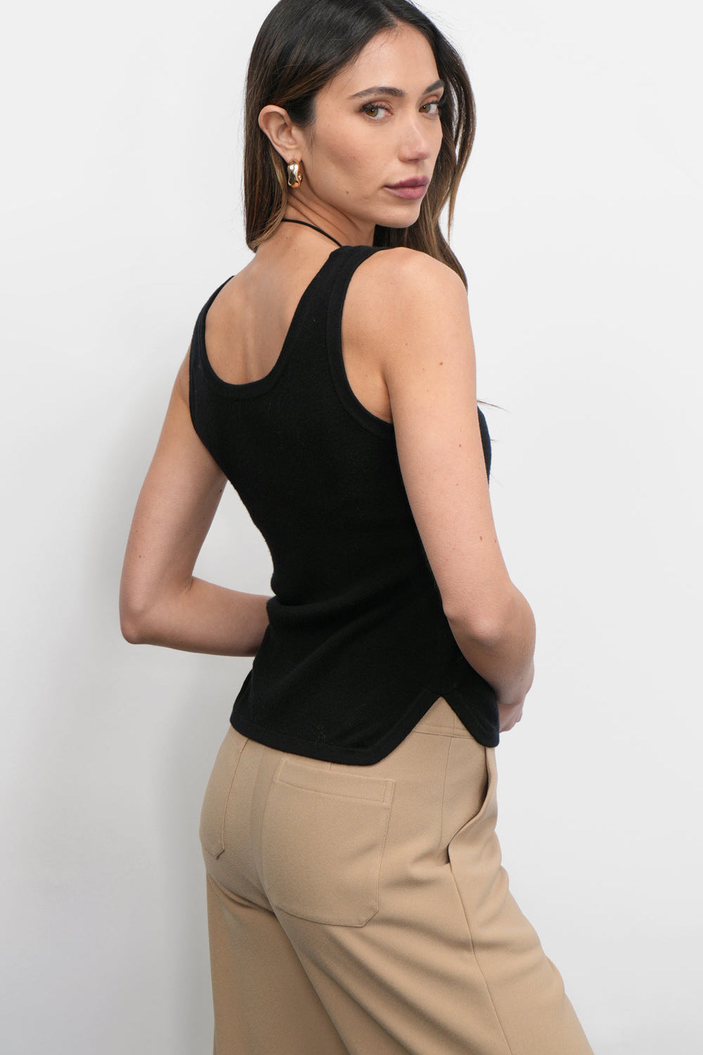 G257WT6113EzraSideSlitKnitTank5.jpg