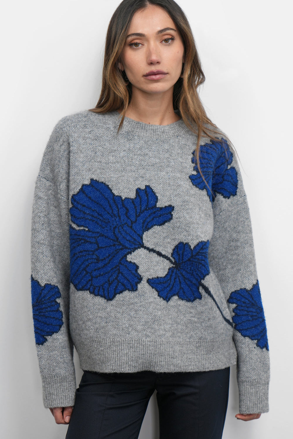 G258WT6125BennettIntarsiaFlowerSweater7.jpg