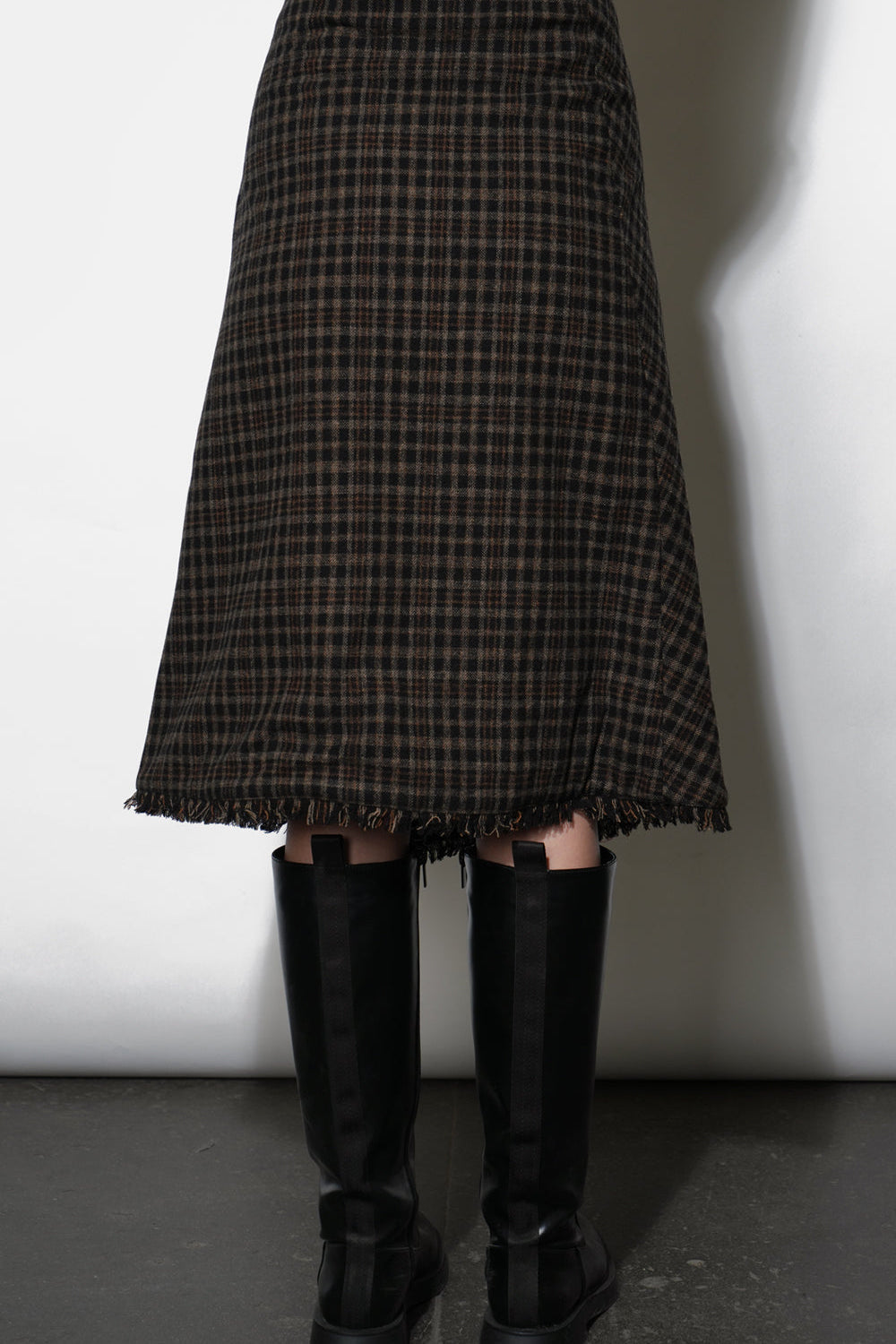 G259S9394BrightonAsymetricPlaidFringeSkirt2.jpg