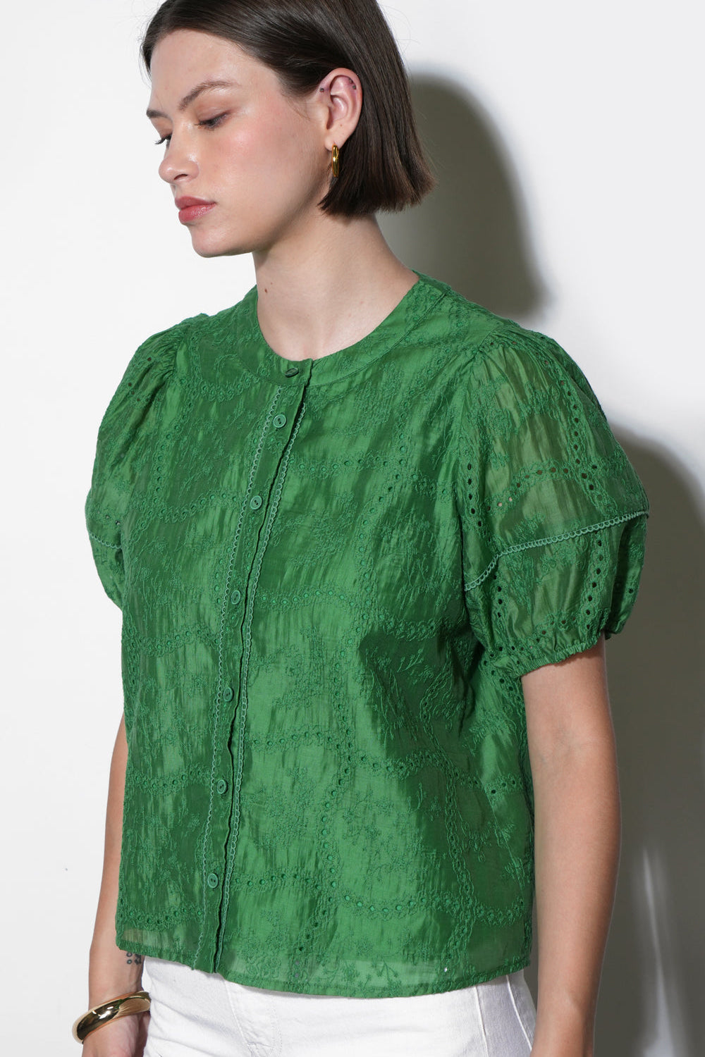 G261T7435SadiePuffSleeveEyeletEmbroideredBlouse3.jpg