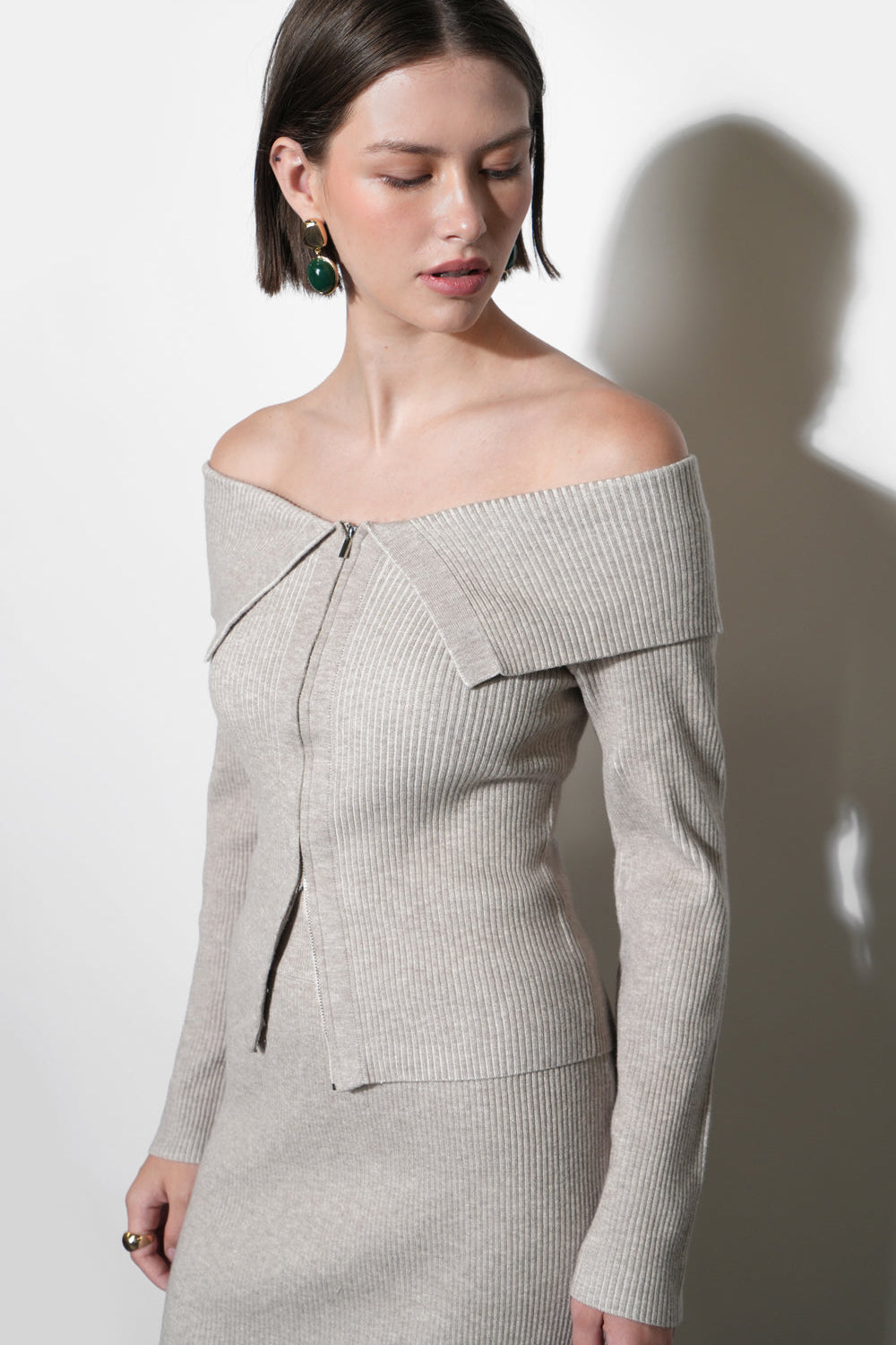 G261WT6169HazelOffShoulderZipupKnitTop5.jpg