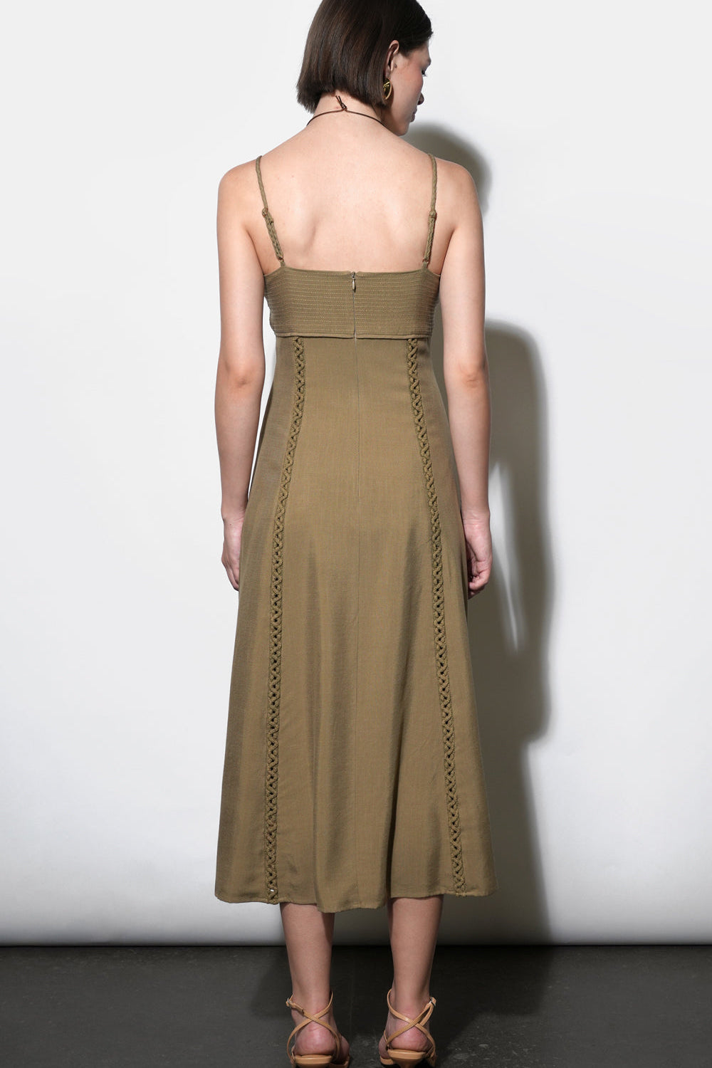 G262D6731IvyEmbroideryLaceMidiDress4.jpg
