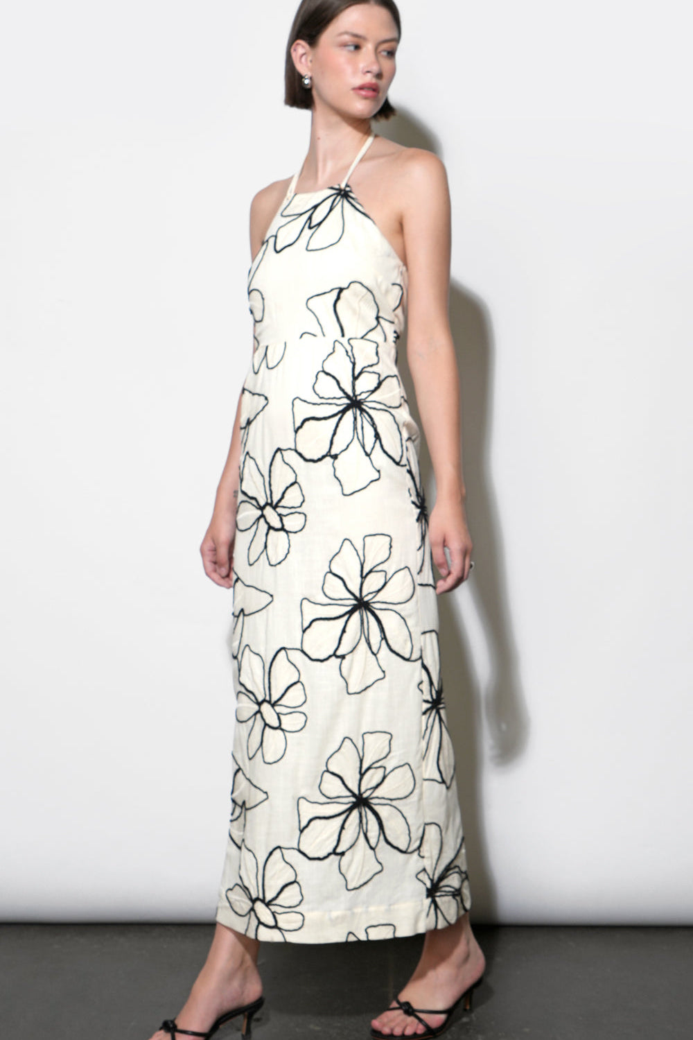 G263D6419JosieLargeEmbroideryFloralHalterMidiDress3.jpg