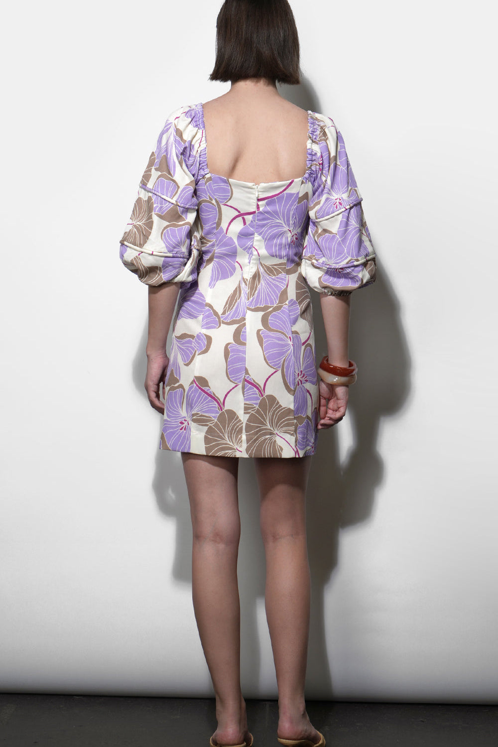 G263D6952EmeryBubbleSleevePipedMiniDress6.jpg