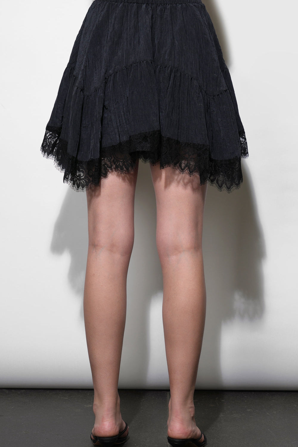 G263S9457NatalieHankyLaceHemSkirtblack2.jpg