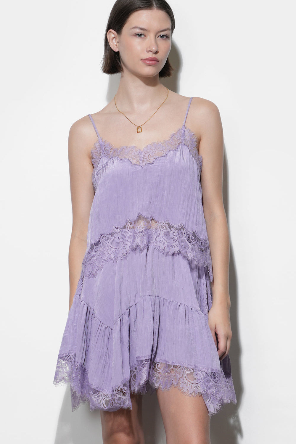 G263T7497EdenLaceTrimCamiG263S9457NatalieHankyLaceHemSkirtlavender2.jpg
