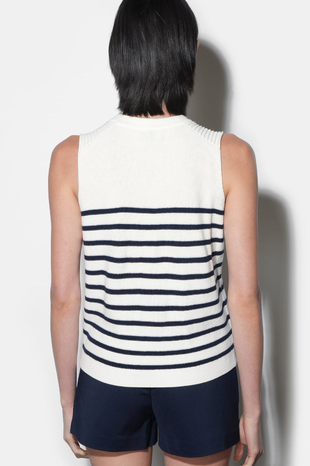 G264WT6182ElaineSleevlessStripeSweaterTop6.jpg