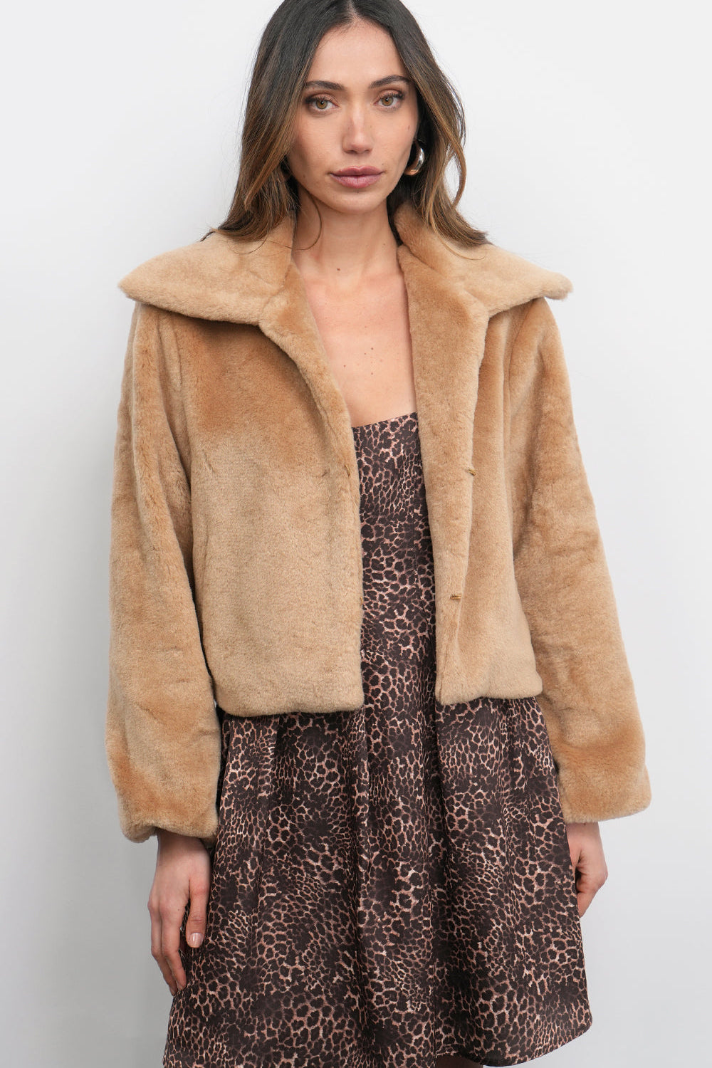 Hailey_Faux_Fur_Coat_G259J1780.jpg