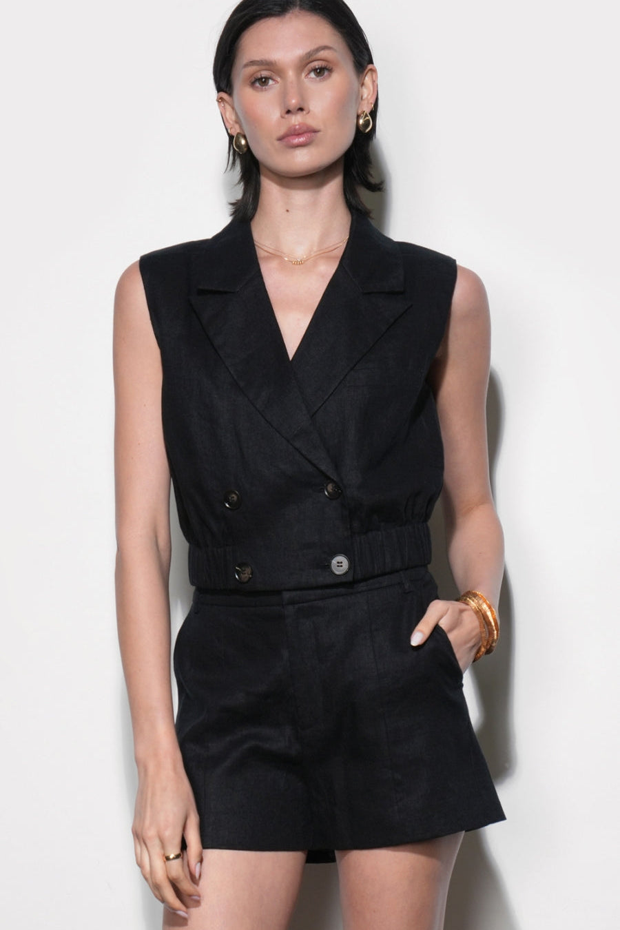 Haisley_Linen_Lapel_Black_Vest_With_Elastic_Hem.jpg