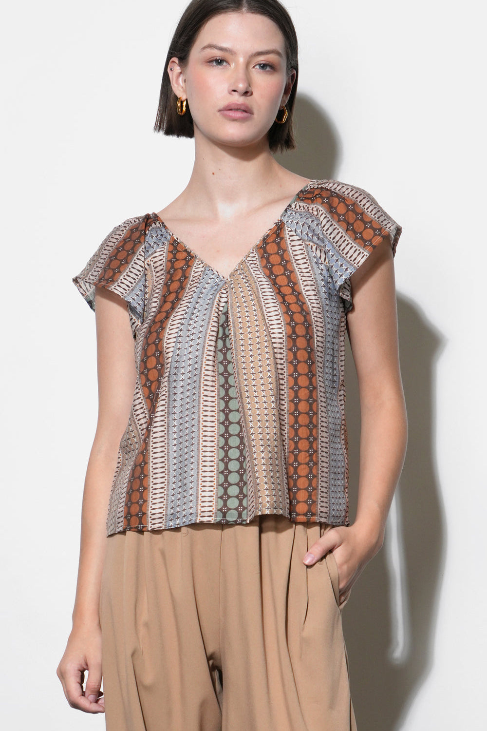 Illiana_Short_Sleeve_Top_G261T7429.jpg