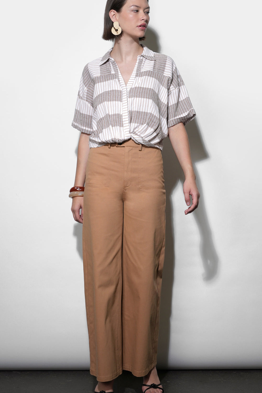 Jennsen_Cotton_Canvas_Wide_Leg_Tan_Pants.jpg