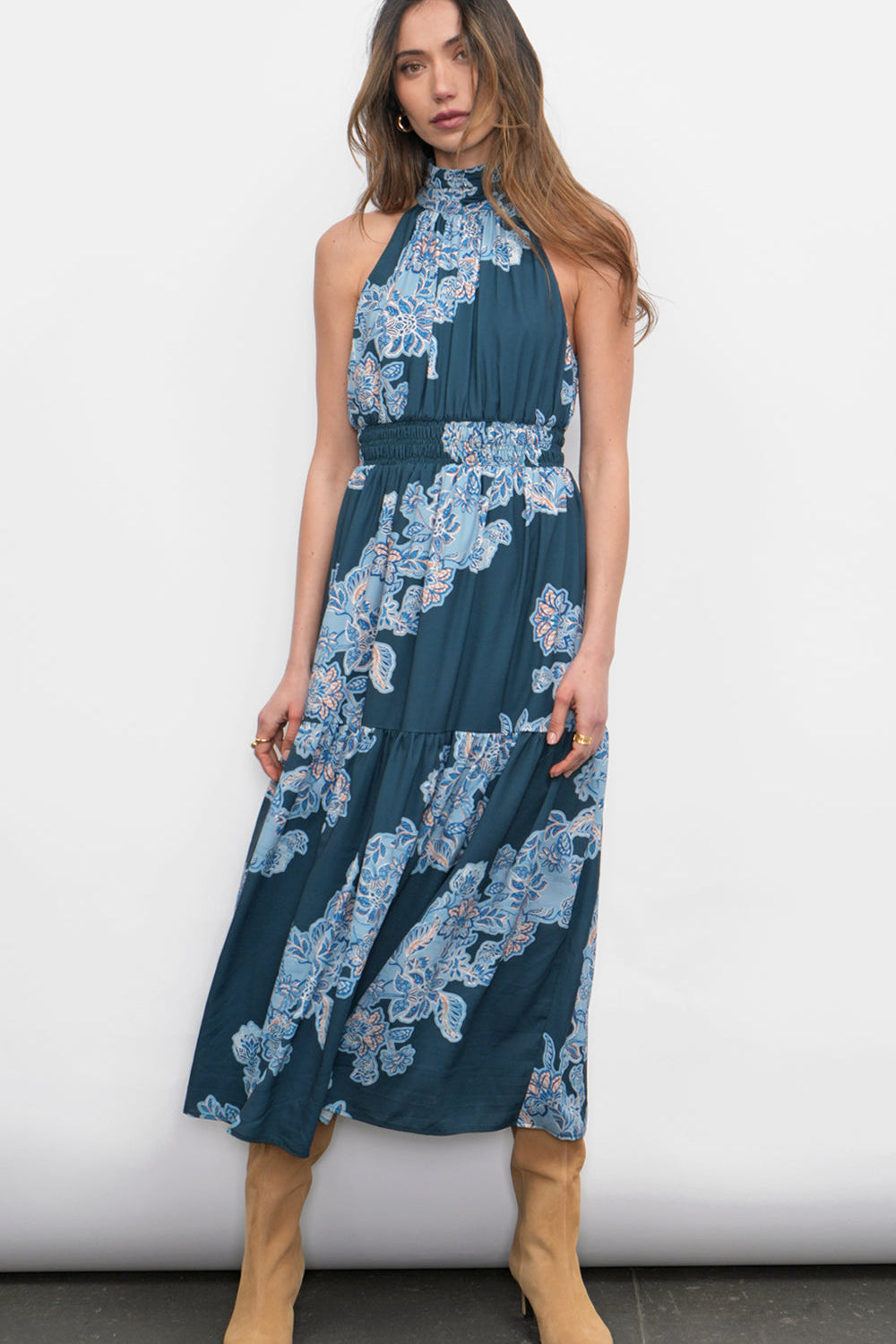 Leya_Halter_Midi_Dress_G257D6548.jpg