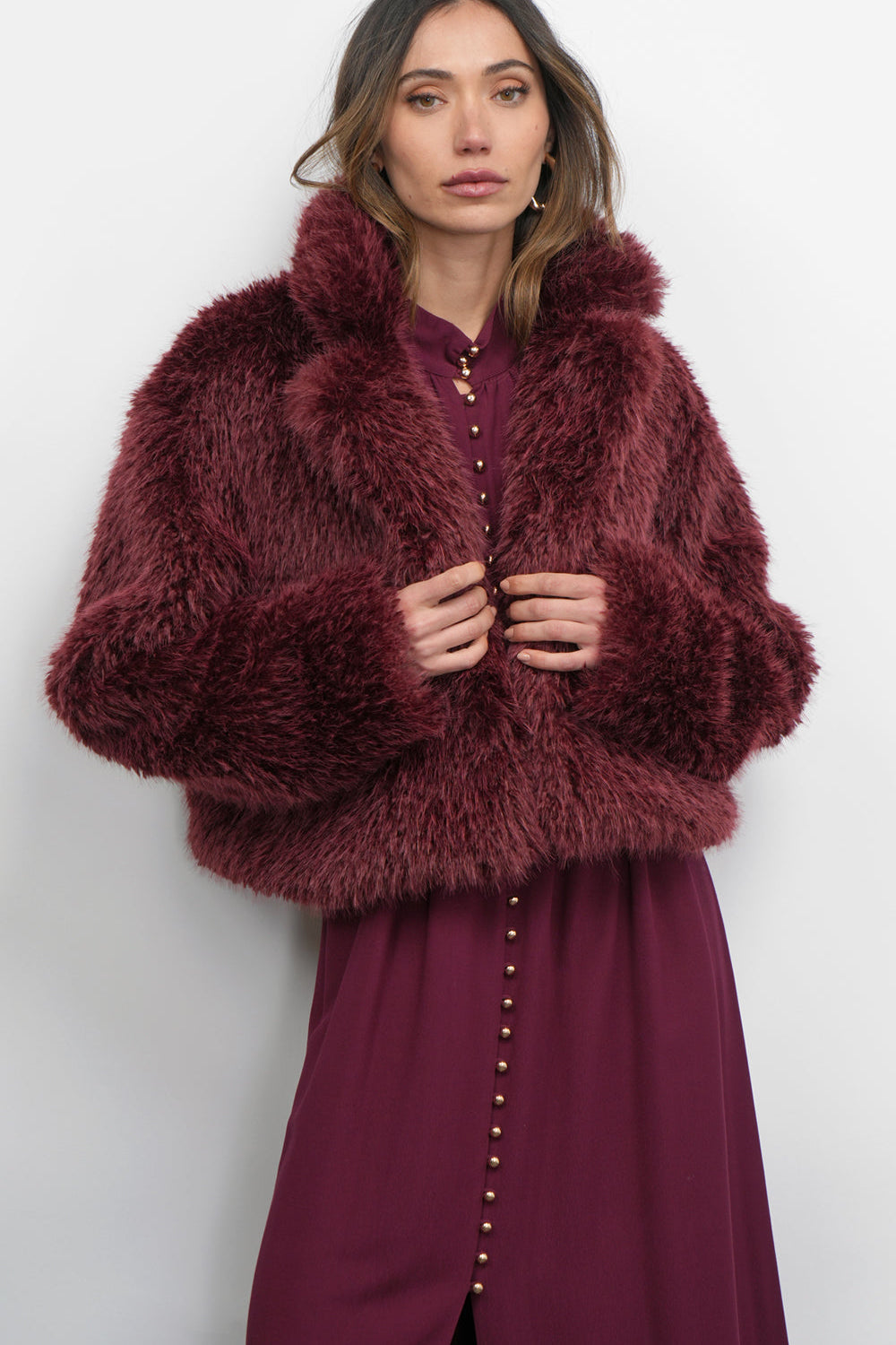 Maddox_Shaggy_Faux_Fur_Cropped_G258J1832.jpg
