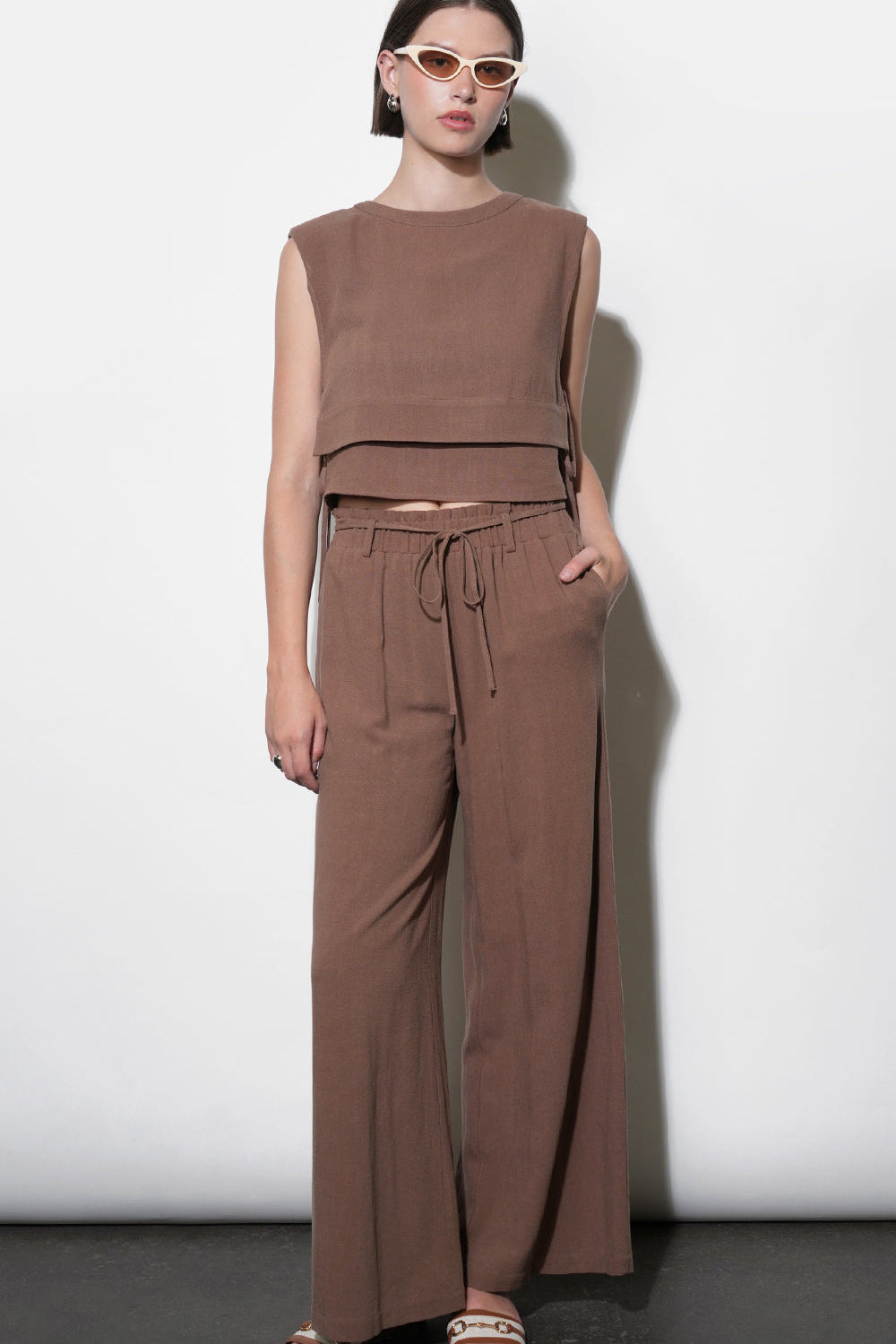 Mia_Easy_Wide_Leg_Pant_With_Tie_Belt.jpg