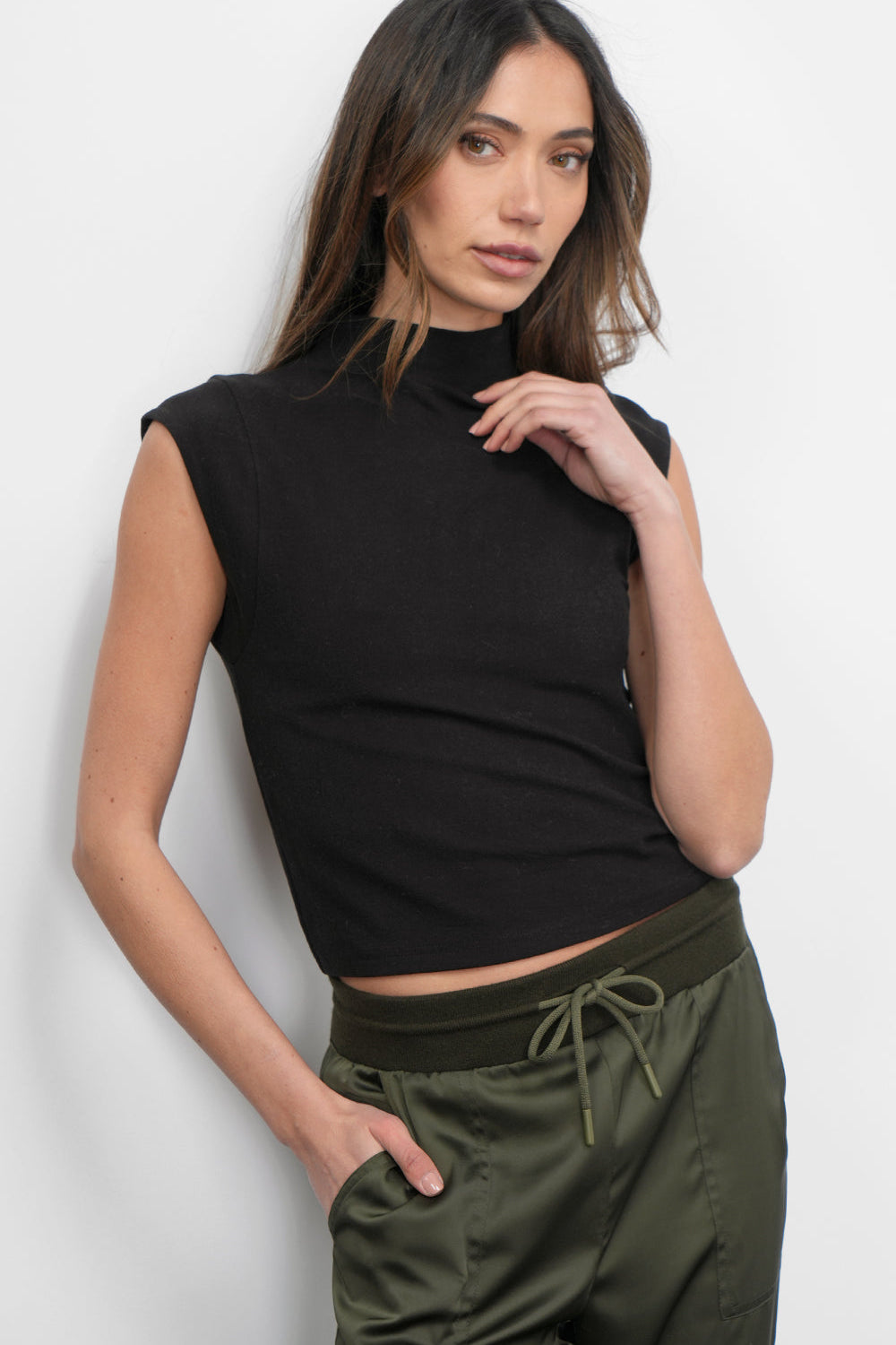 Paloma_Funnel_Neck_Knit_Top_G257T7261.jpg