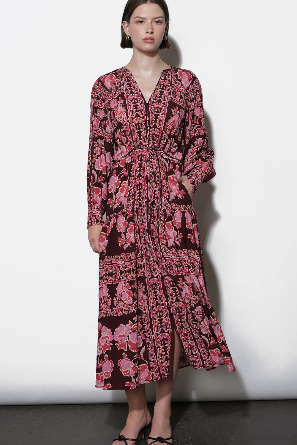 Petra_Scarf_Print_Button_Down_Midi_Dress_G258D6598.jpg