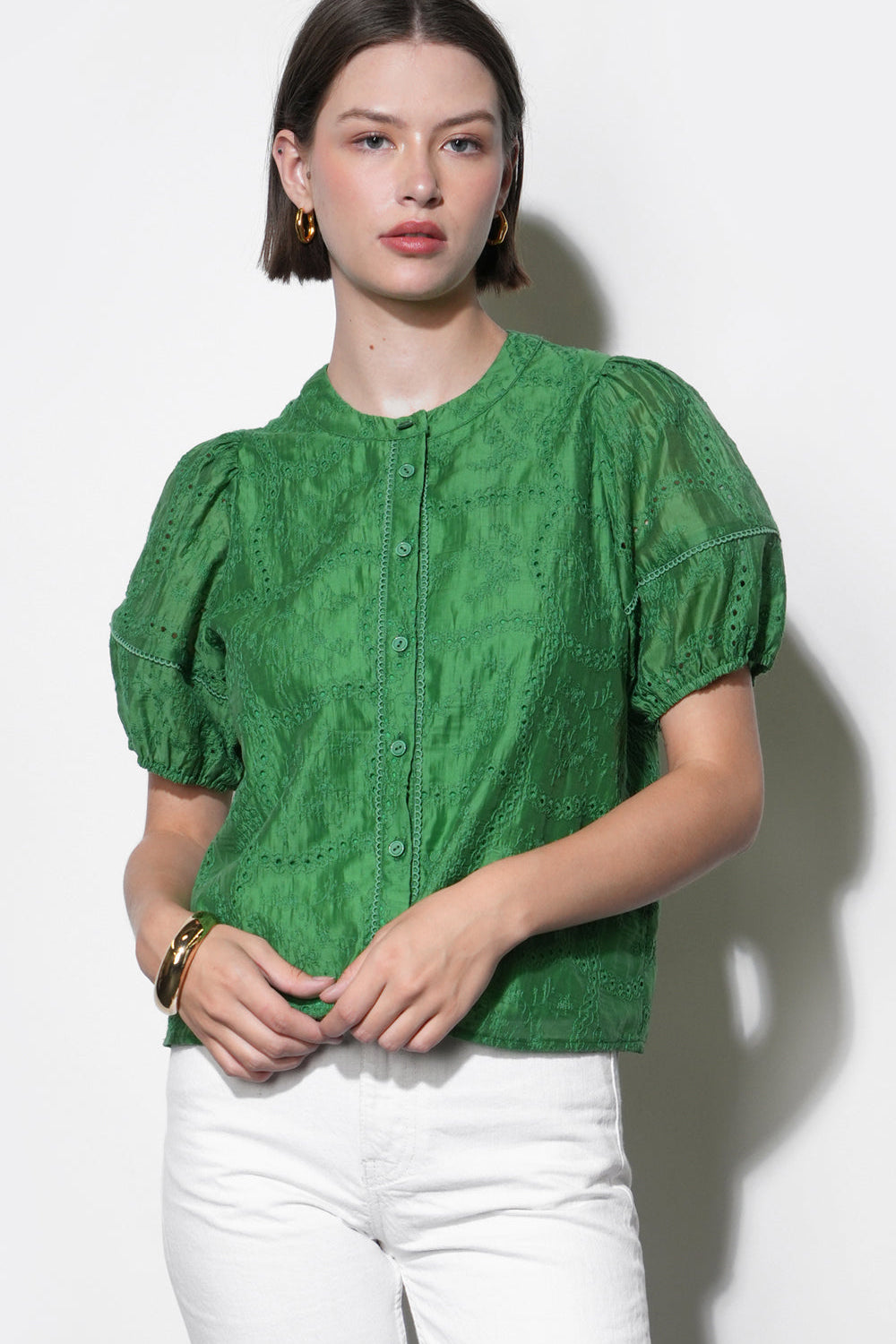 Sadie_Puff_Sleeve_Eyelet_Embroidered_Blouse_G261T7435.jpg
