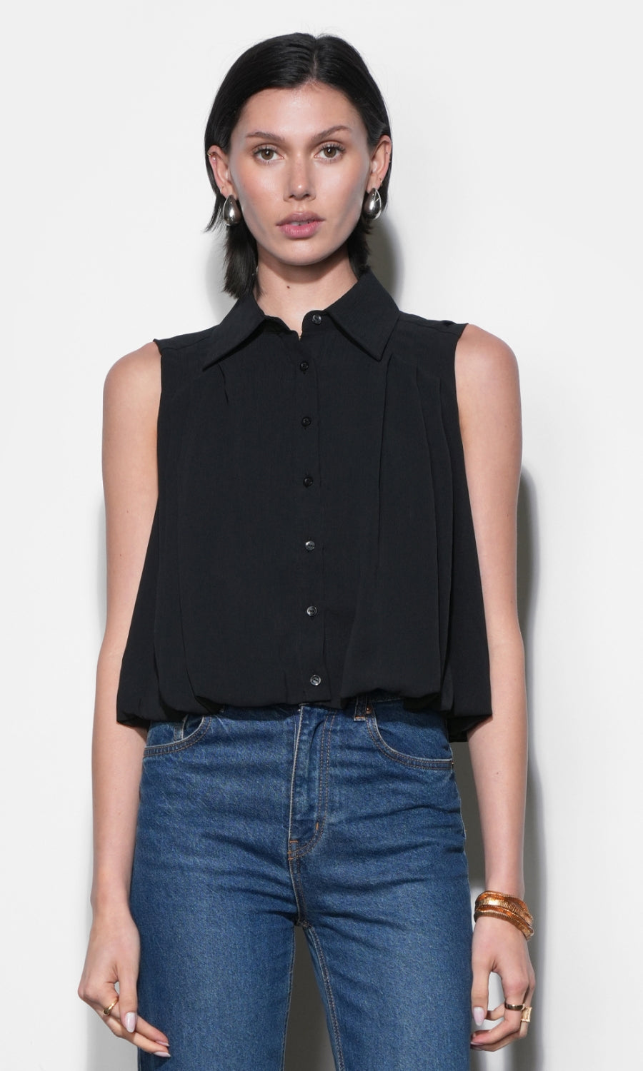 Samantha Sleeveless Button Down Blouse with Bubble Hem