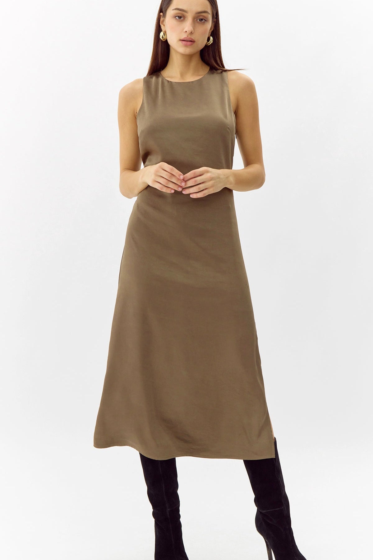 Trina_Satin_Midi_Dress_G247D6009.jpg