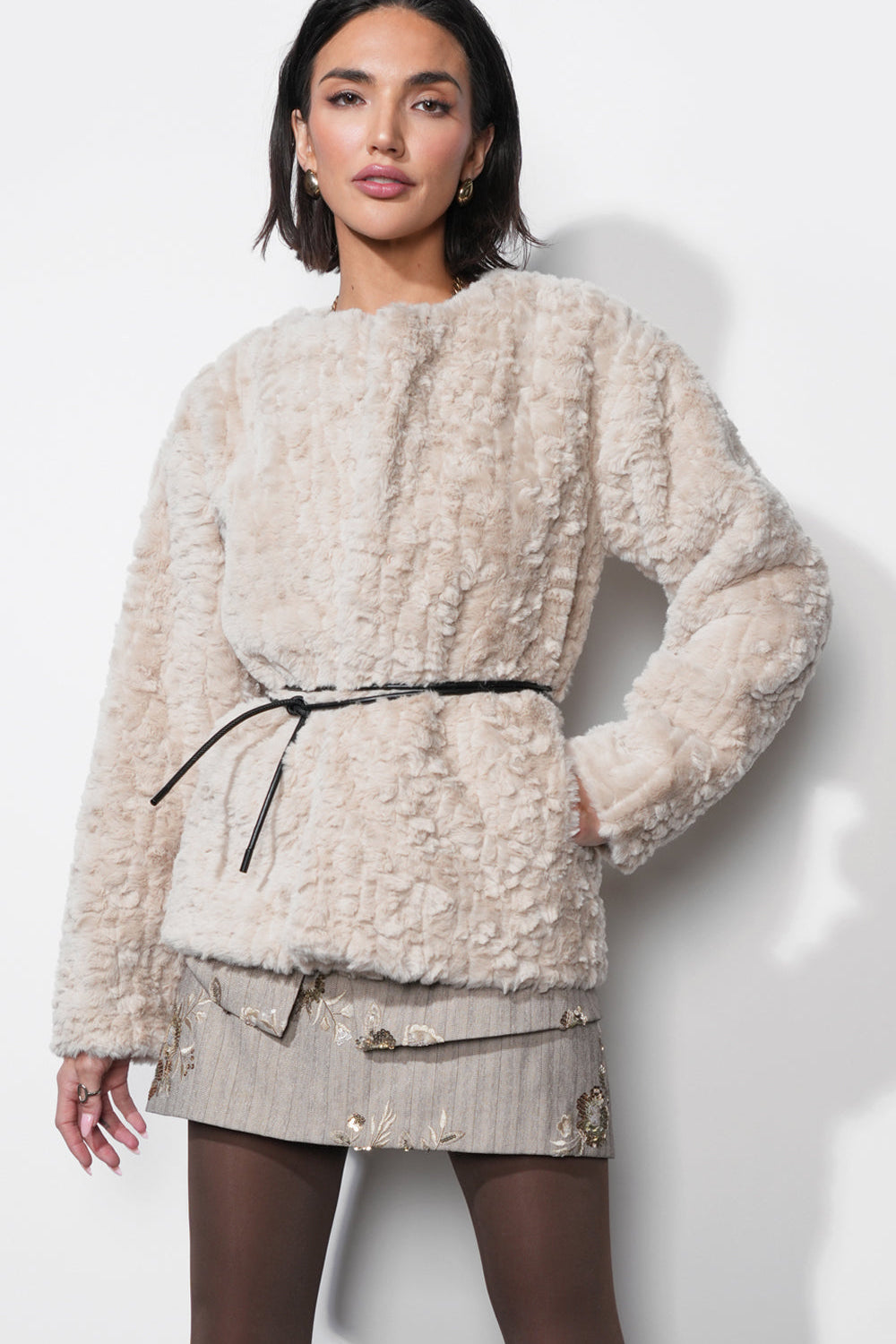Yuri_Collarless_Faux_Fur_Jacket_G2510J1844.jpg
