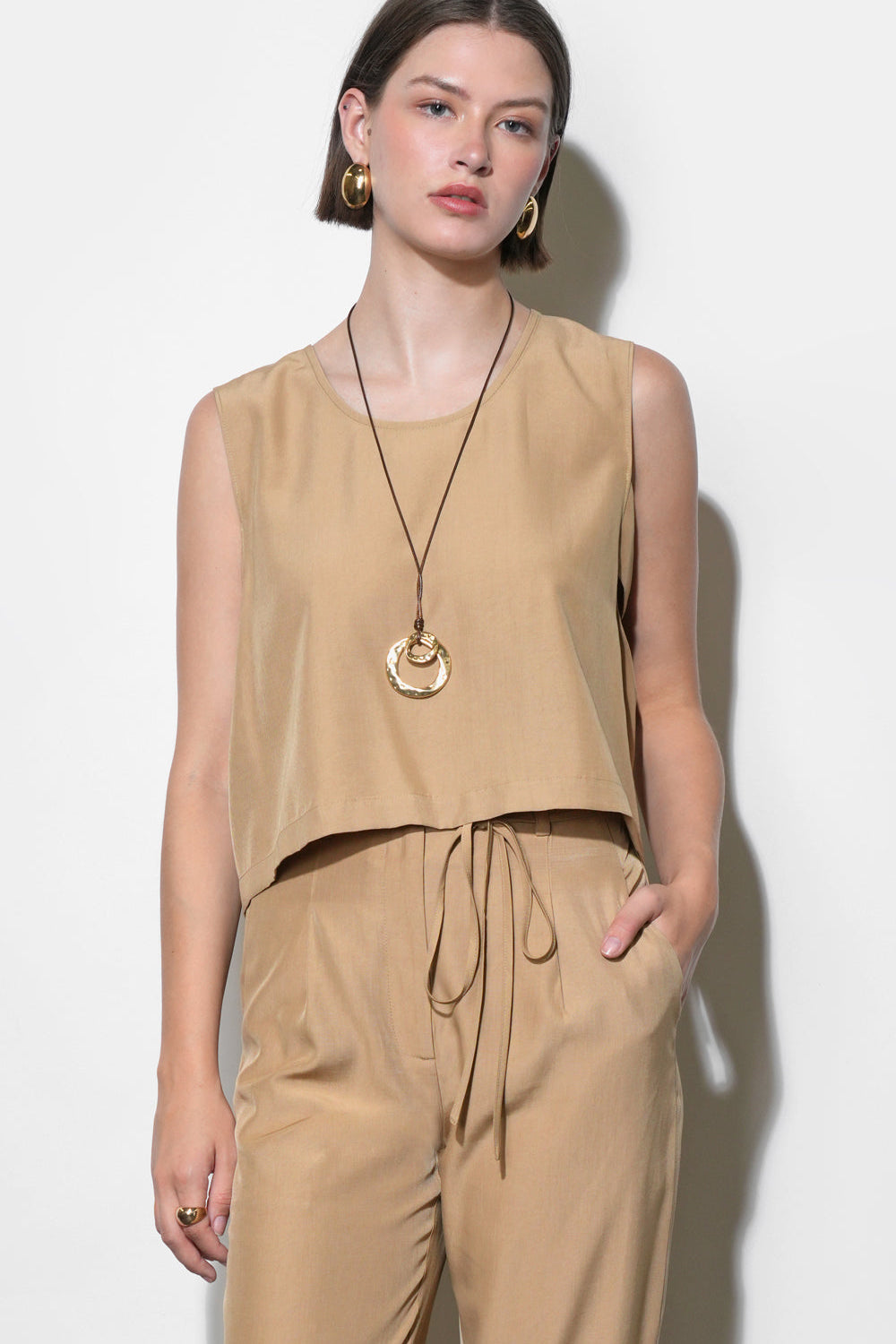 Zoey_Side_Button_Scoop_Neck_Top_G263T7457.jpg
